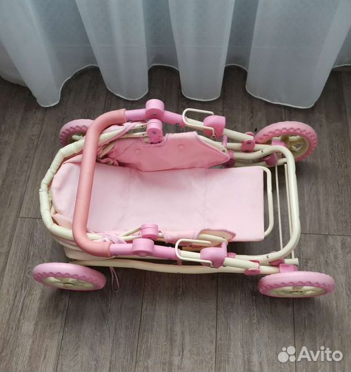 Коляска для кукол