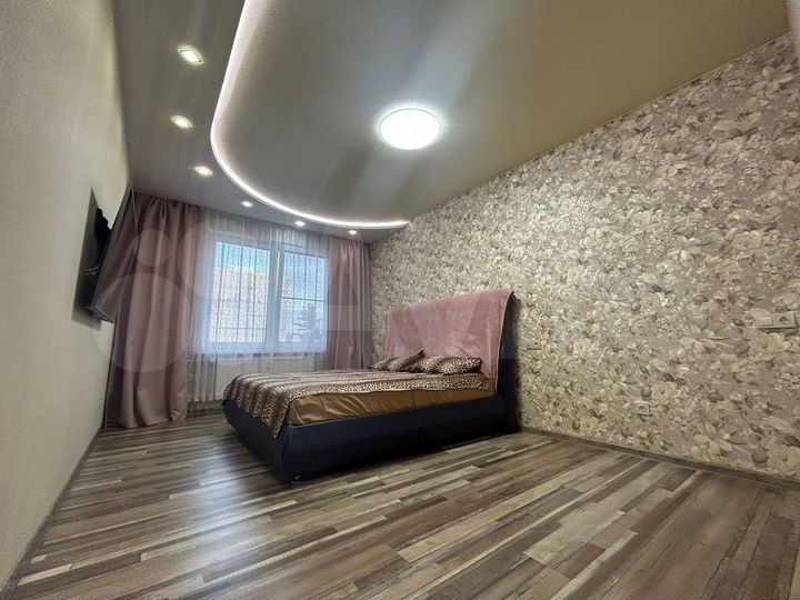 2-к. квартира, 72,7 м², 4/9 эт.