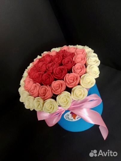 Шоколадные Розы - 51 шт в Шляпной Коробке