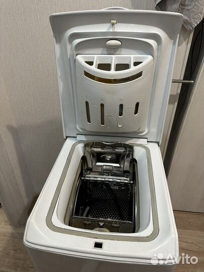 Стиральная машина с вертикальной загрузкой