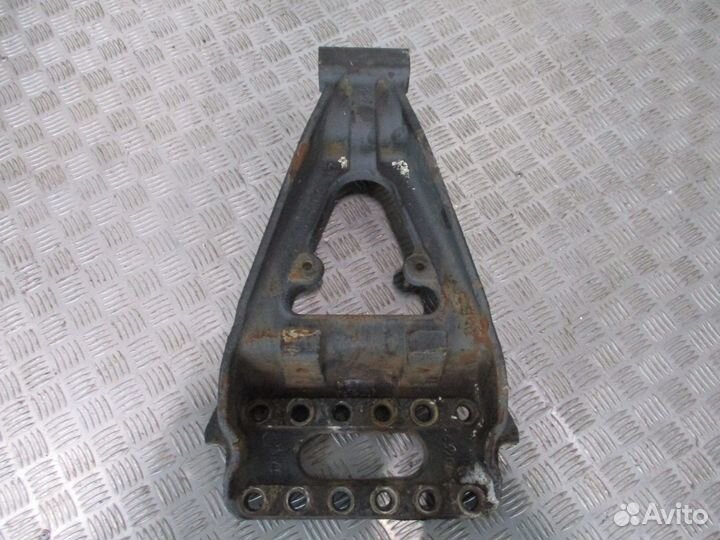 Кронштейн реактивной тяги KAMAZ 65206291244547