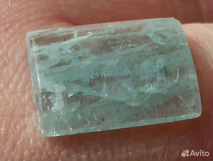 Аквамарин натуральный с эффектом 
