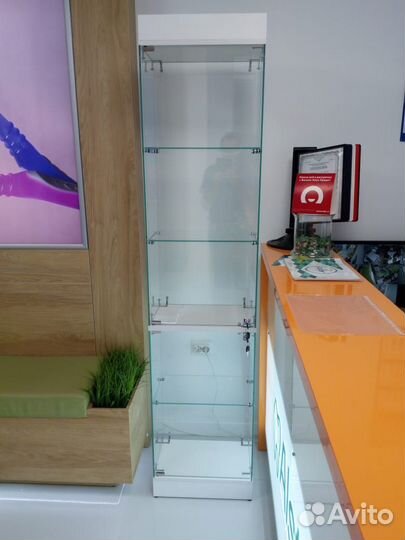 Стеклянная витрина, торговое оборудование