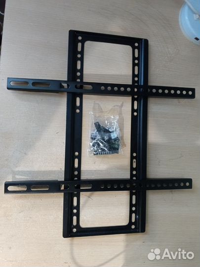 Кронштейн для телевизора на стену