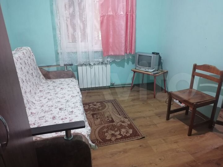 Комната 11 м² в 7-к., 1/2 эт.