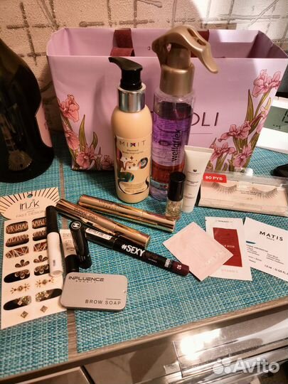Набор косметики пакетом