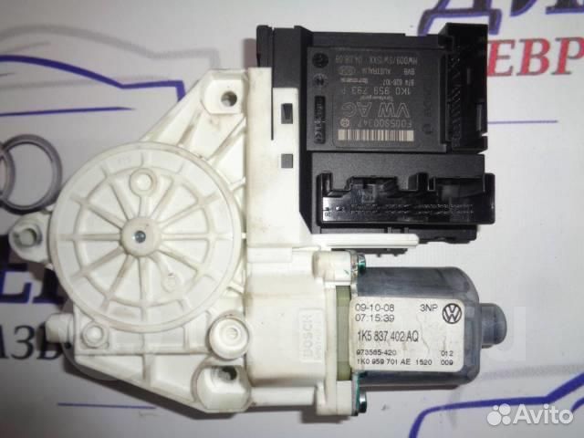 Моторчик стеклоподъемника передний правый VW Golf