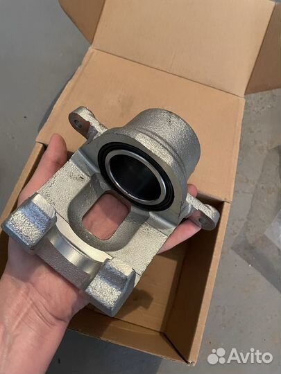 Суппорт тормозной Toyota Corolla ST4775012490