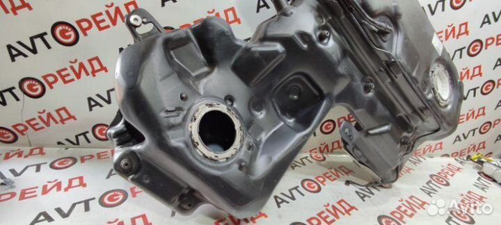 Топливный бак Audi A6 4G CGW 18.04.2011