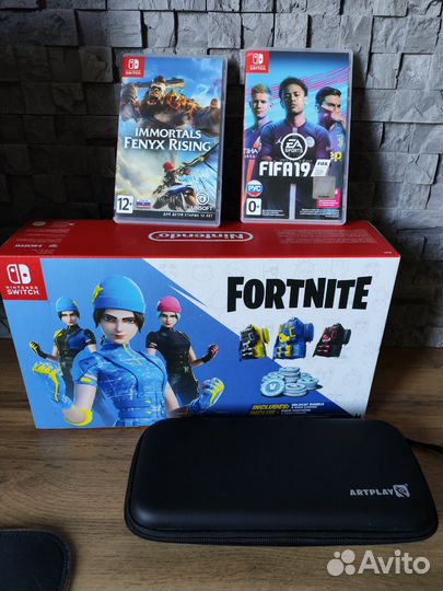 Nintendo switch Fortnite edition (продано)