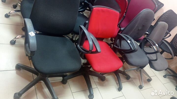 Компьютерное кресло