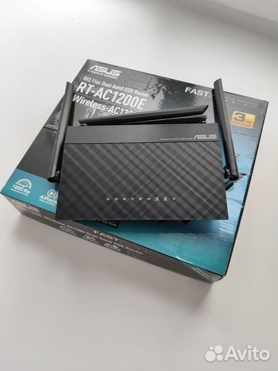 Роутер Asus RT-AC1200E