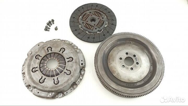 Маховик Isuzu Rodeo Y22SE 2002