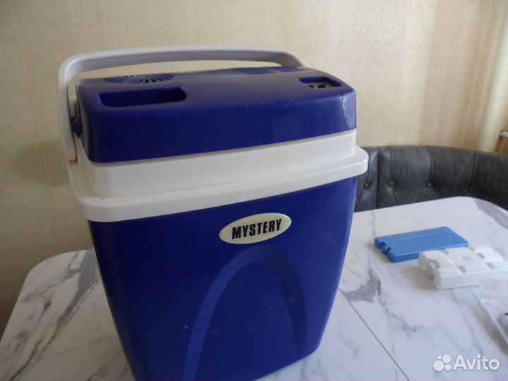 Автомобильный холодильник 24 л, 12 в и 220 в