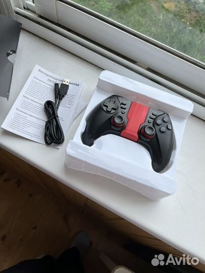 Геймпад беспроводной dexp G-M2