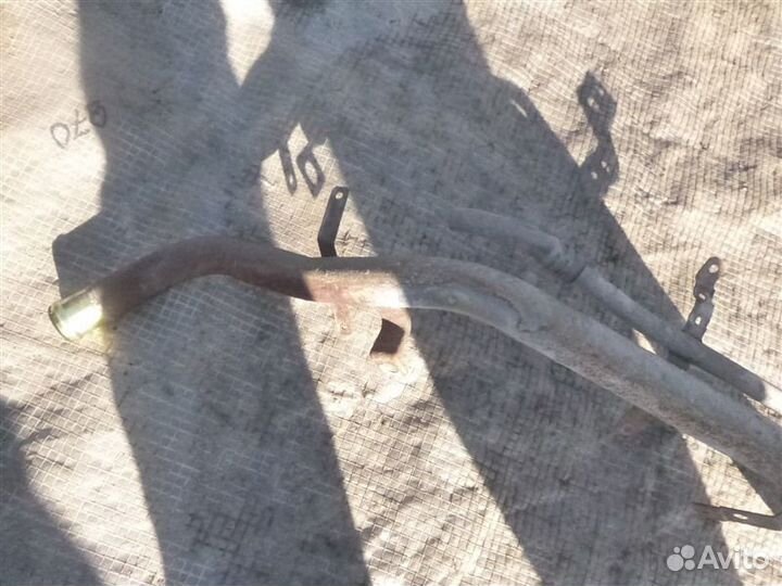 Горловина топливного бака Mitsubishi Pajero V63W