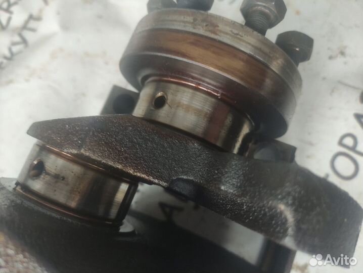 Вал коленчатый Dodge Stratus 2,5