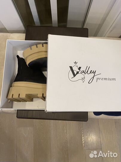 Ботинки осенние