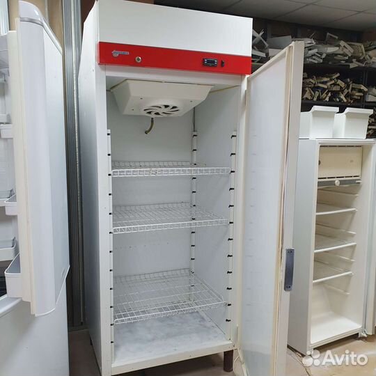 Холодильник для магазина