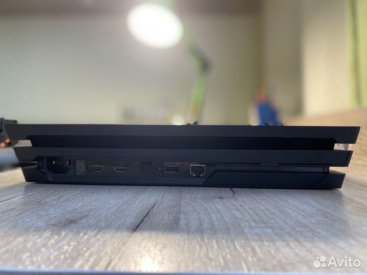 Sony PS4 pro 1tb