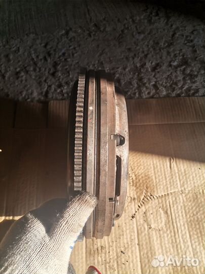 Двухмассовый маховик в взборе для б5 1.9 дизель