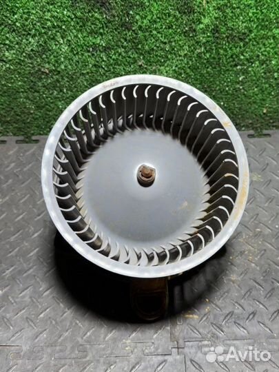 Моторчик печки Hyundai Santa Fe 2.2 2008