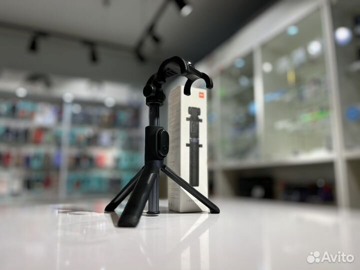 Трипод Xiaomi Mi Bluetooth Selfie Stick Tr