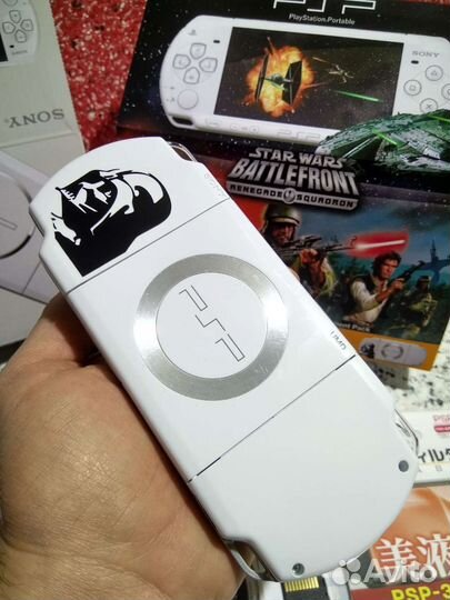 PSP 2000 slim Star Wars 4Гб новая прошитая
