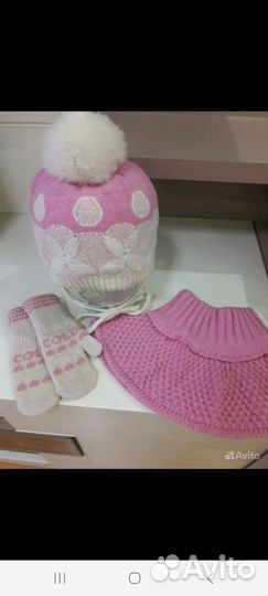 Комплект шапка шарф манишка варежки шлем