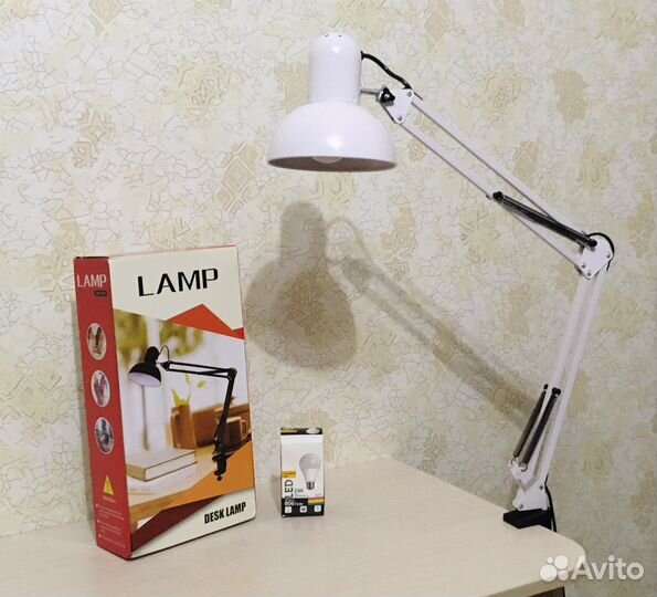 Лампа настольная (светилтник), новая