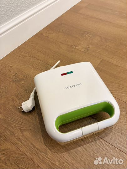 Вафельница Galaxy line