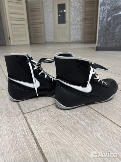 Боксерки Nike Machomai 2