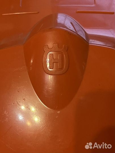 Верхняя крышка Husqvarna 137 142 оригинал новая