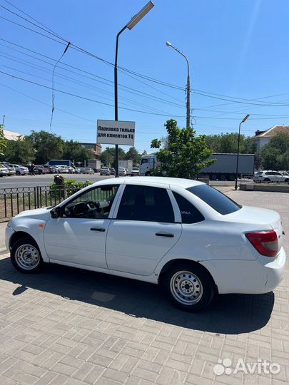 LADA Granta 1.6 МТ, 2016, 200 000 км