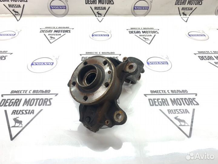 Кулак поворотный в сборе правый Volvo S60 S80 V60