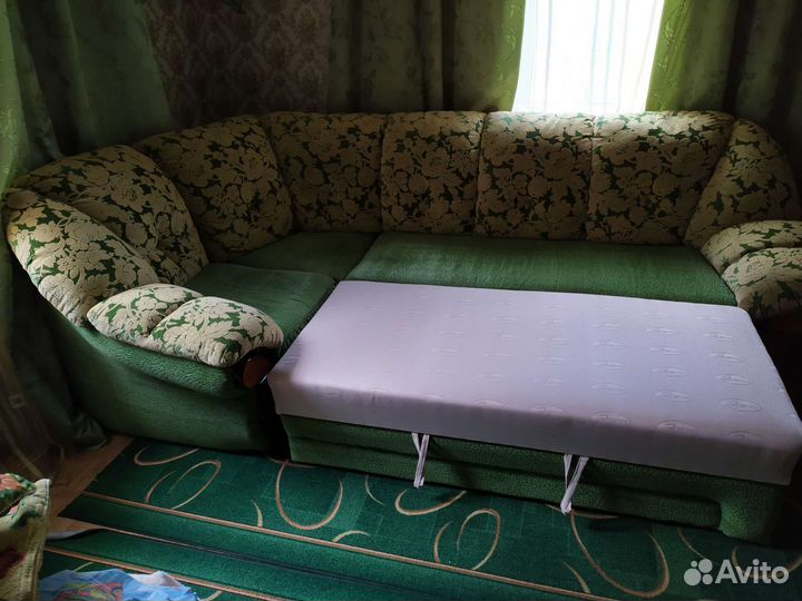 Угловой диван