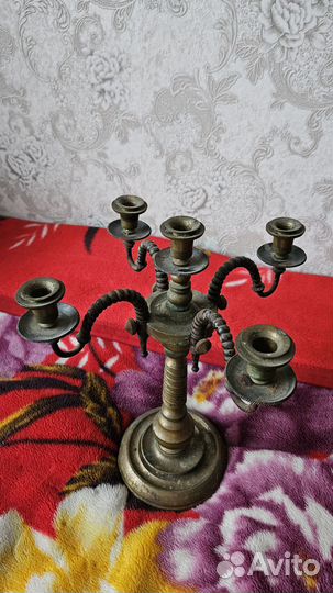 Подсвечник