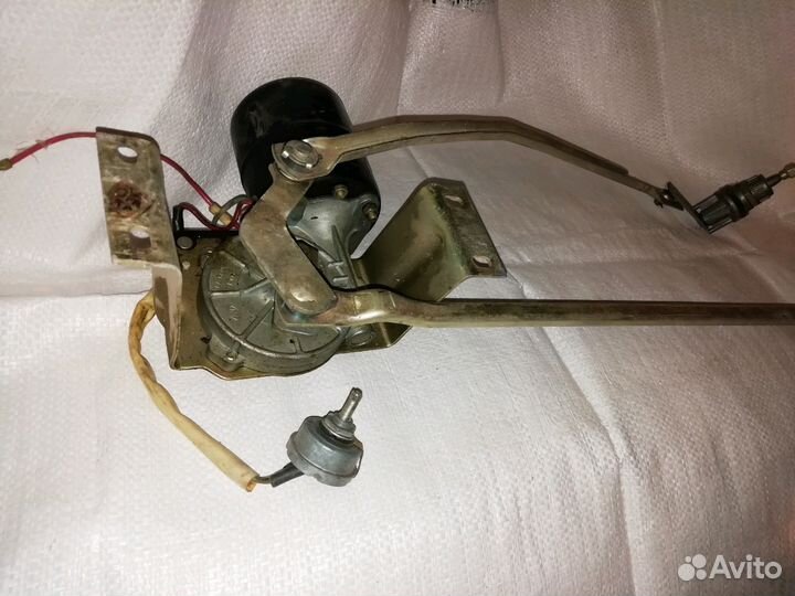 Трапеция стеклоочистителей