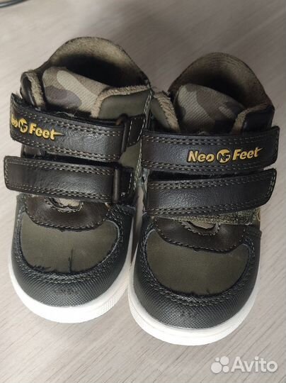 Кроссовки детские