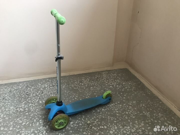 Самокат детский трехколесный