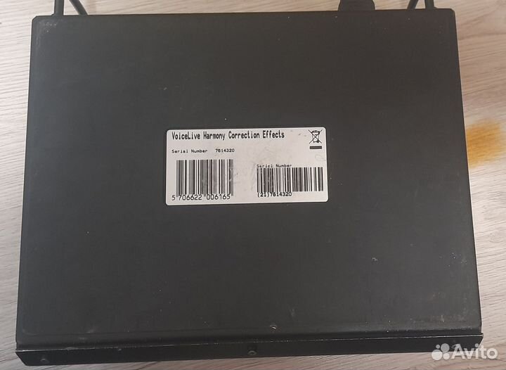 Вокальный процессор TC Helicon Voicelive