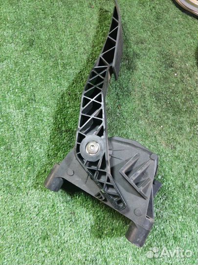 Педаль газа Opel Astra H