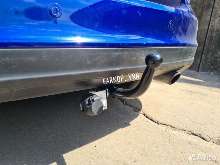 Фаркоп Лидер плюс F101-A на Ford Focus 3