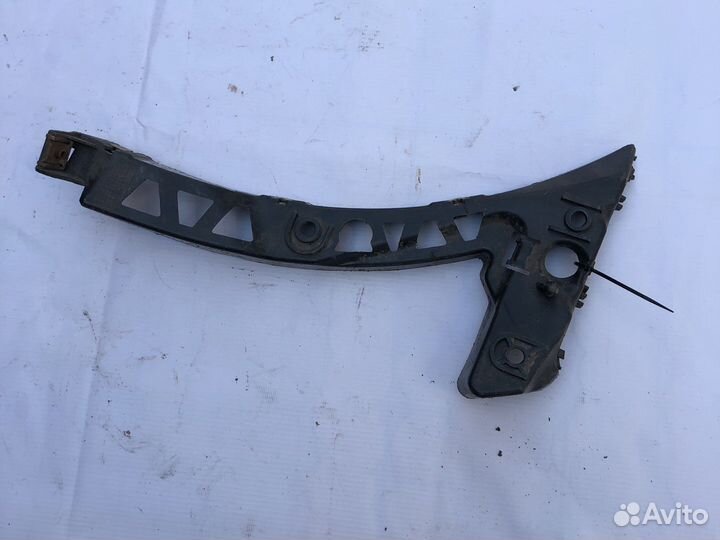 Кронштейн переднего бампера левый jaguar XF