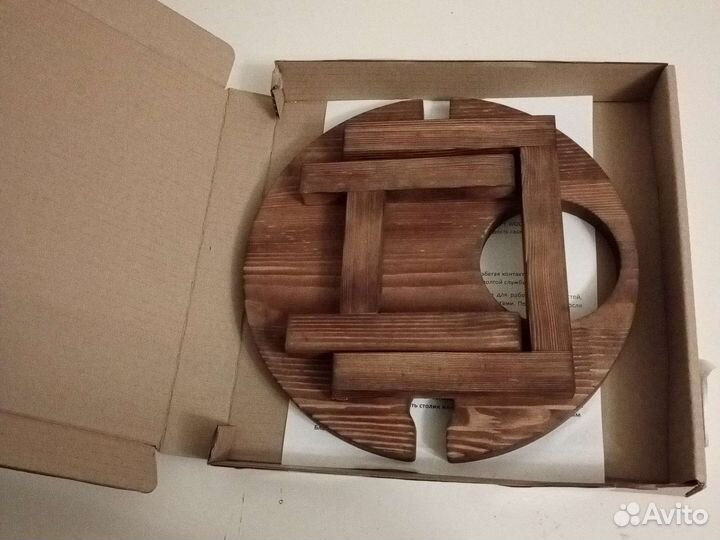 Винный столик деревянный