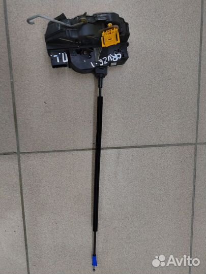 Замок передний левый Chevrolet Cruze