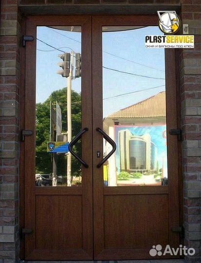 Входные пластиковые двери, пвх двери