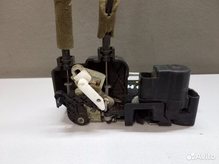 Замок двери задний правый Ssang Yong Actyon New