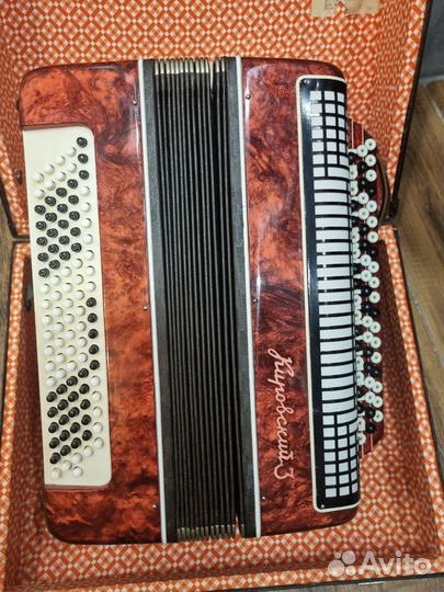 Баян кировский 3