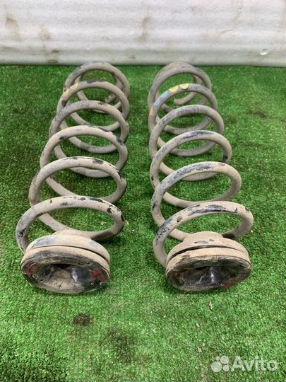 Пружина подвески задняя Skoda Fabia универсал 1.4